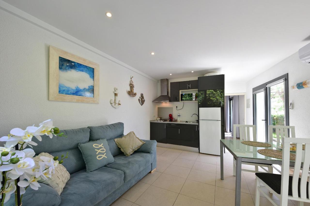 Apartamento Luminoso En El Centro De Cadaques Bagian luar foto