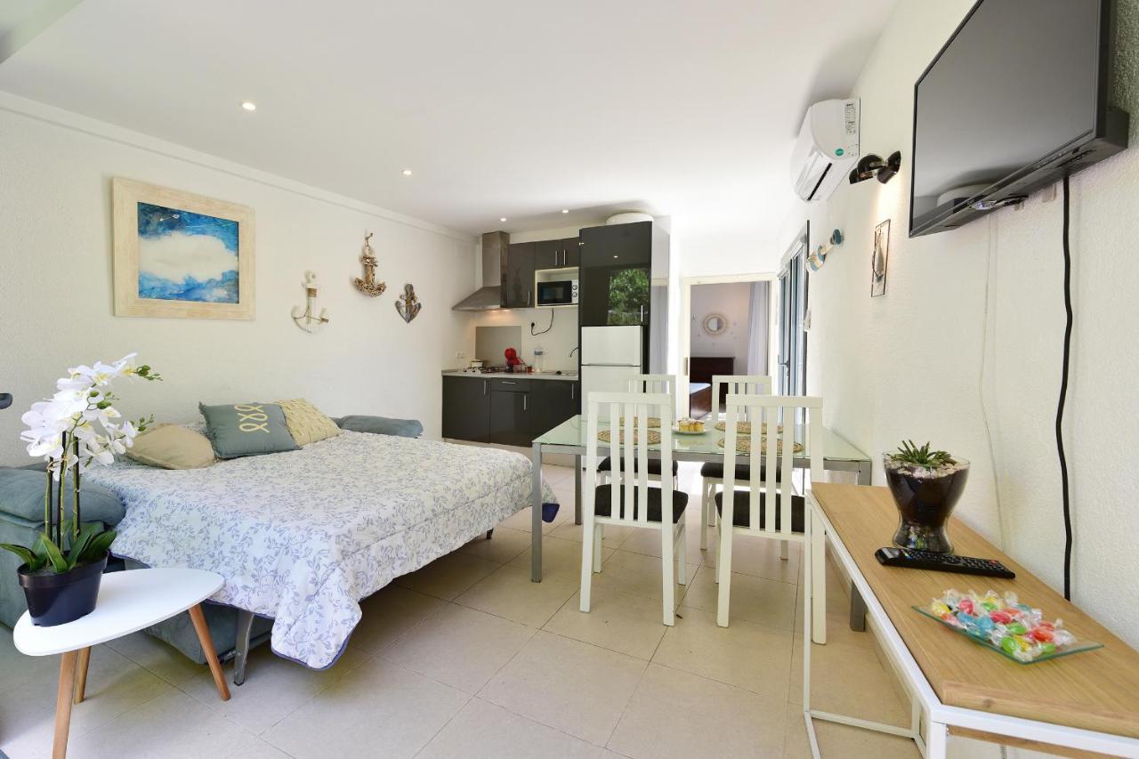 Apartamento Luminoso En El Centro De Cadaques Bagian luar foto