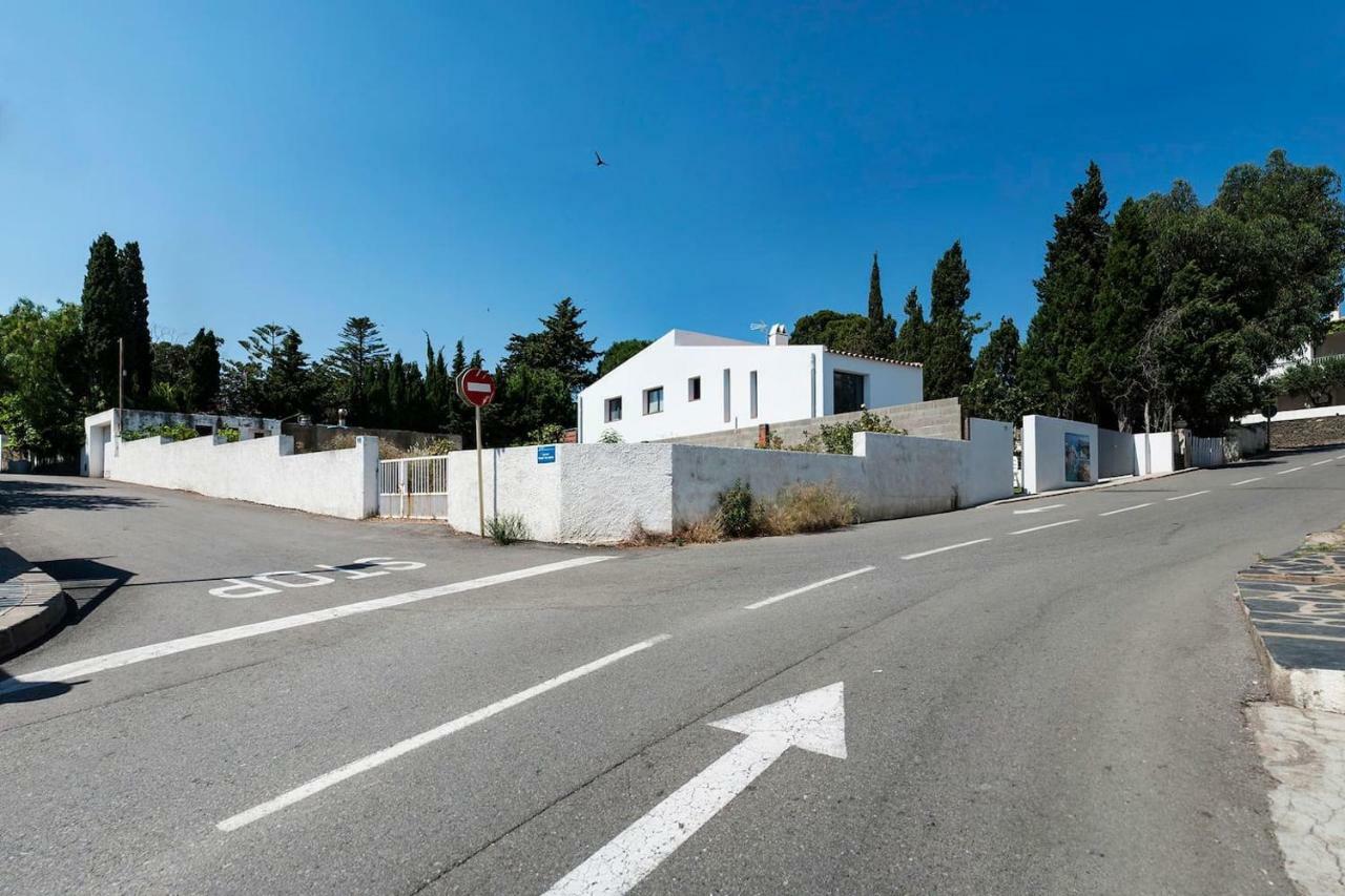 Apartamento Luminoso En El Centro De Cadaques Bagian luar foto